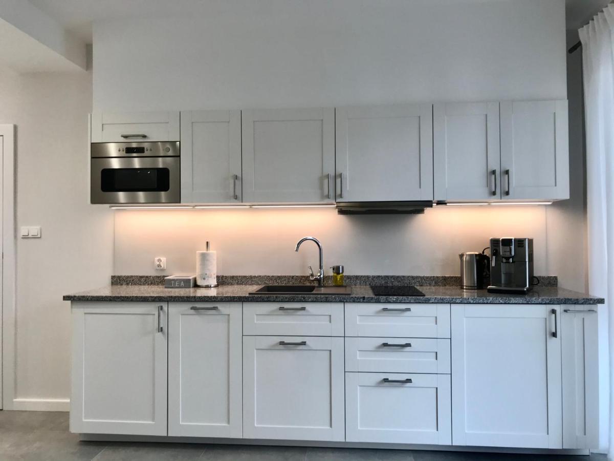 Apartamenty Porto Eli Rowy  Dış mekan fotoğraf