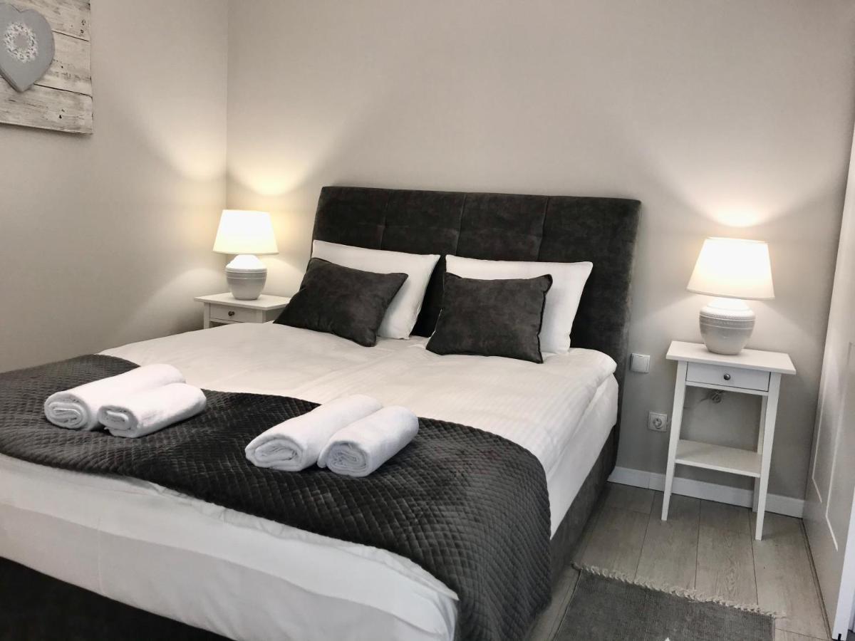 Apartamenty Porto Eli Rowy  Dış mekan fotoğraf