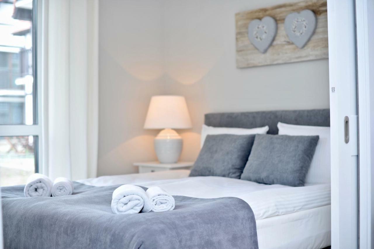 Apartamenty Porto Eli Rowy  Dış mekan fotoğraf