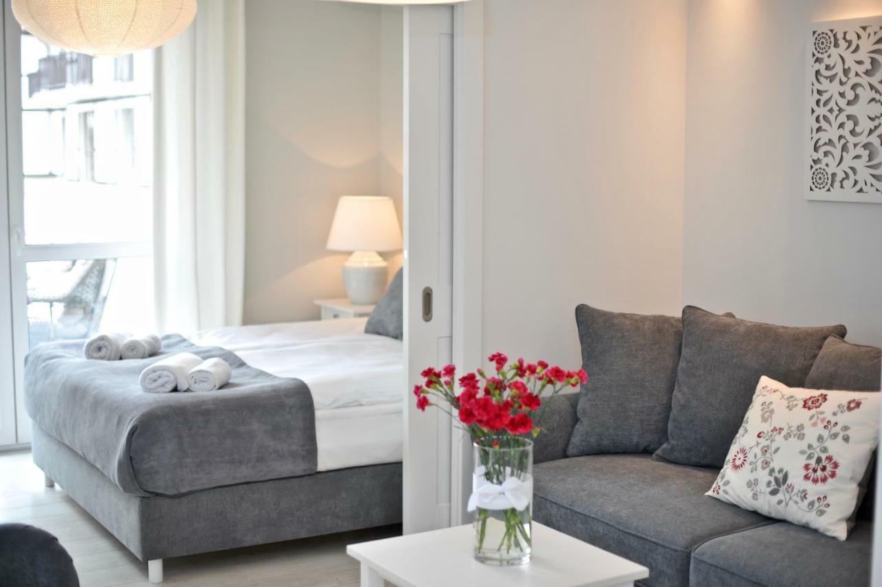 Apartamenty Porto Eli Rowy  Dış mekan fotoğraf